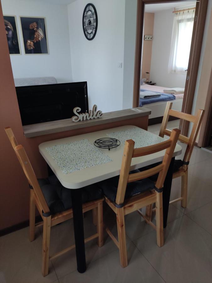 Apartmani Sladjana Novi Sad Luaran gambar