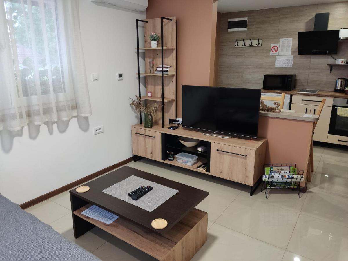 Apartmani Sladjana Novi Sad Luaran gambar